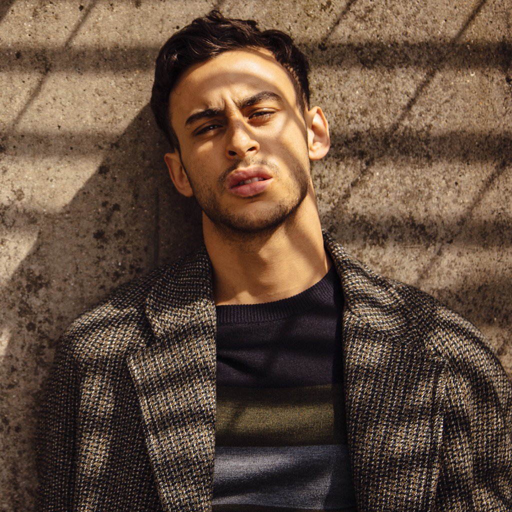 法蒂·艾沙耶德的写真