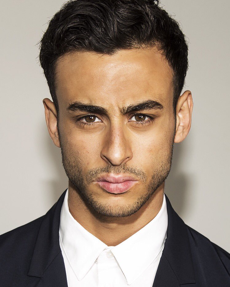 法蒂·艾沙耶德的写真