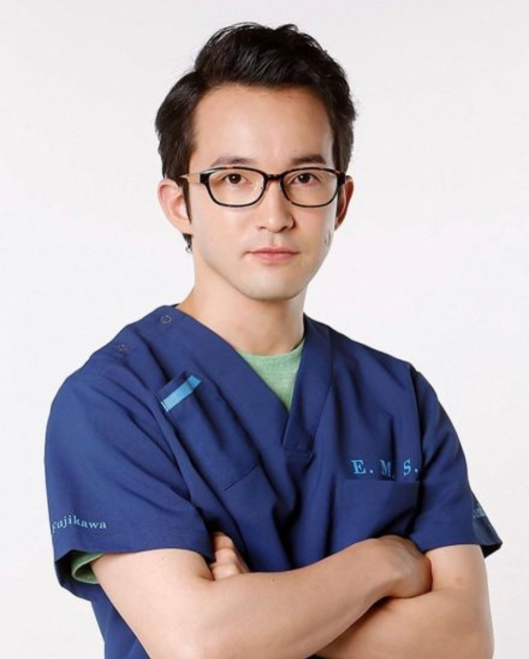 浅利阳介的写真