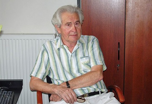 布雷梯斯拉夫·波杰的写真