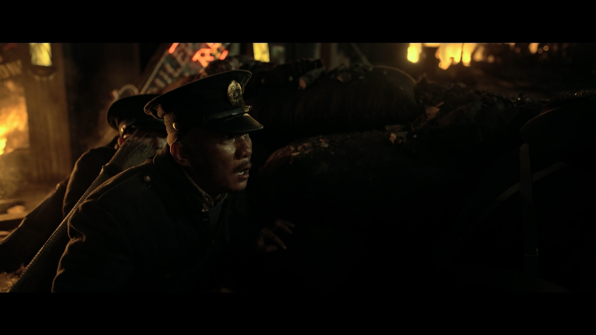 胡晓光的写真-《八佰》