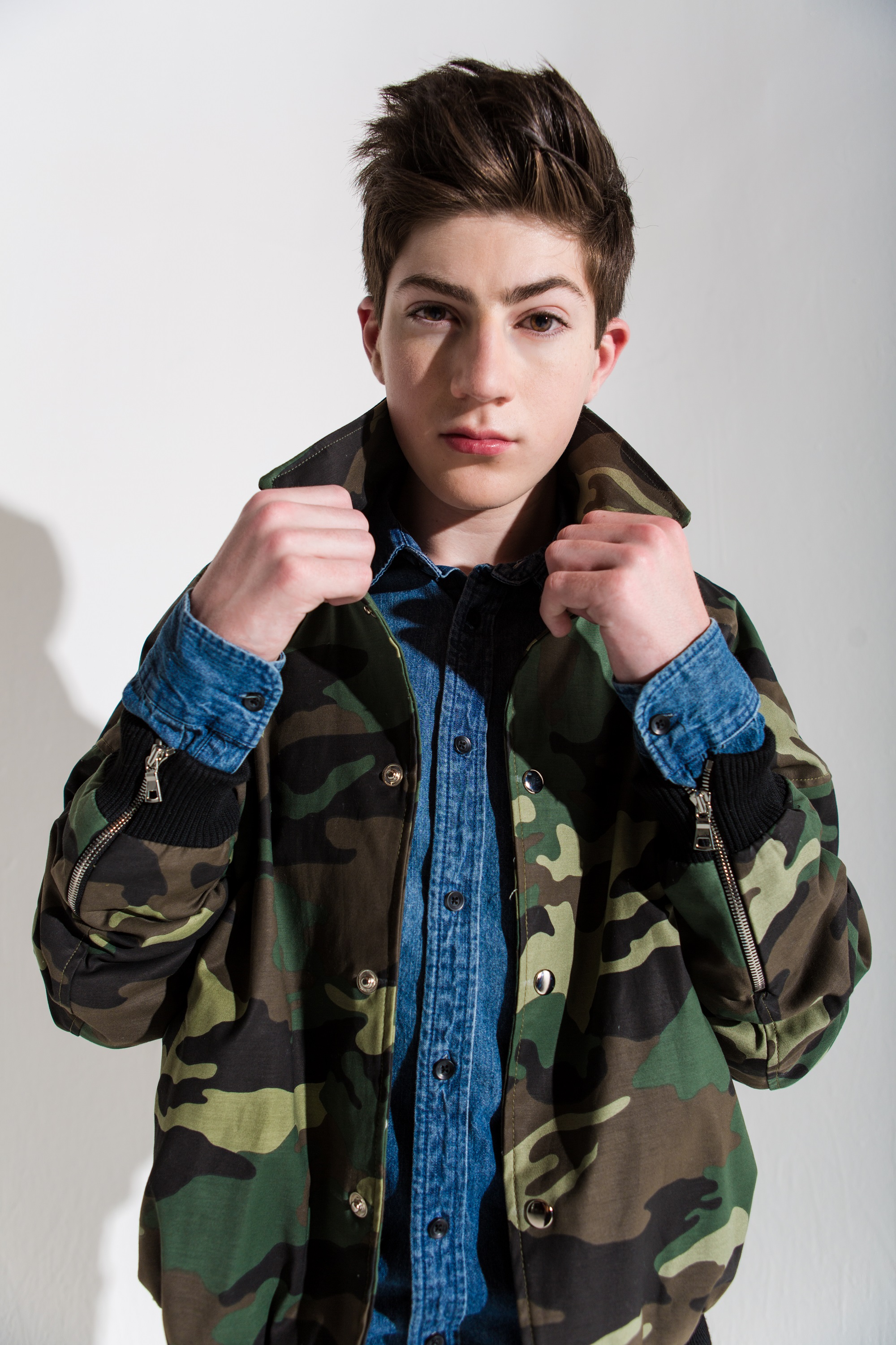 曼森·库克的写真