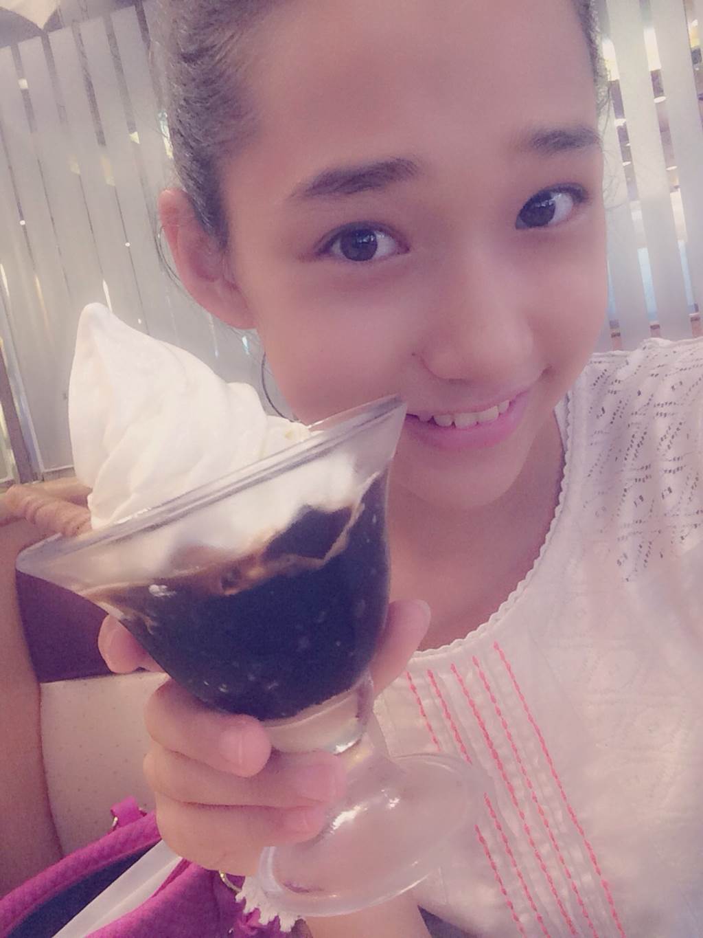 白本彩奈的写真-2014-09