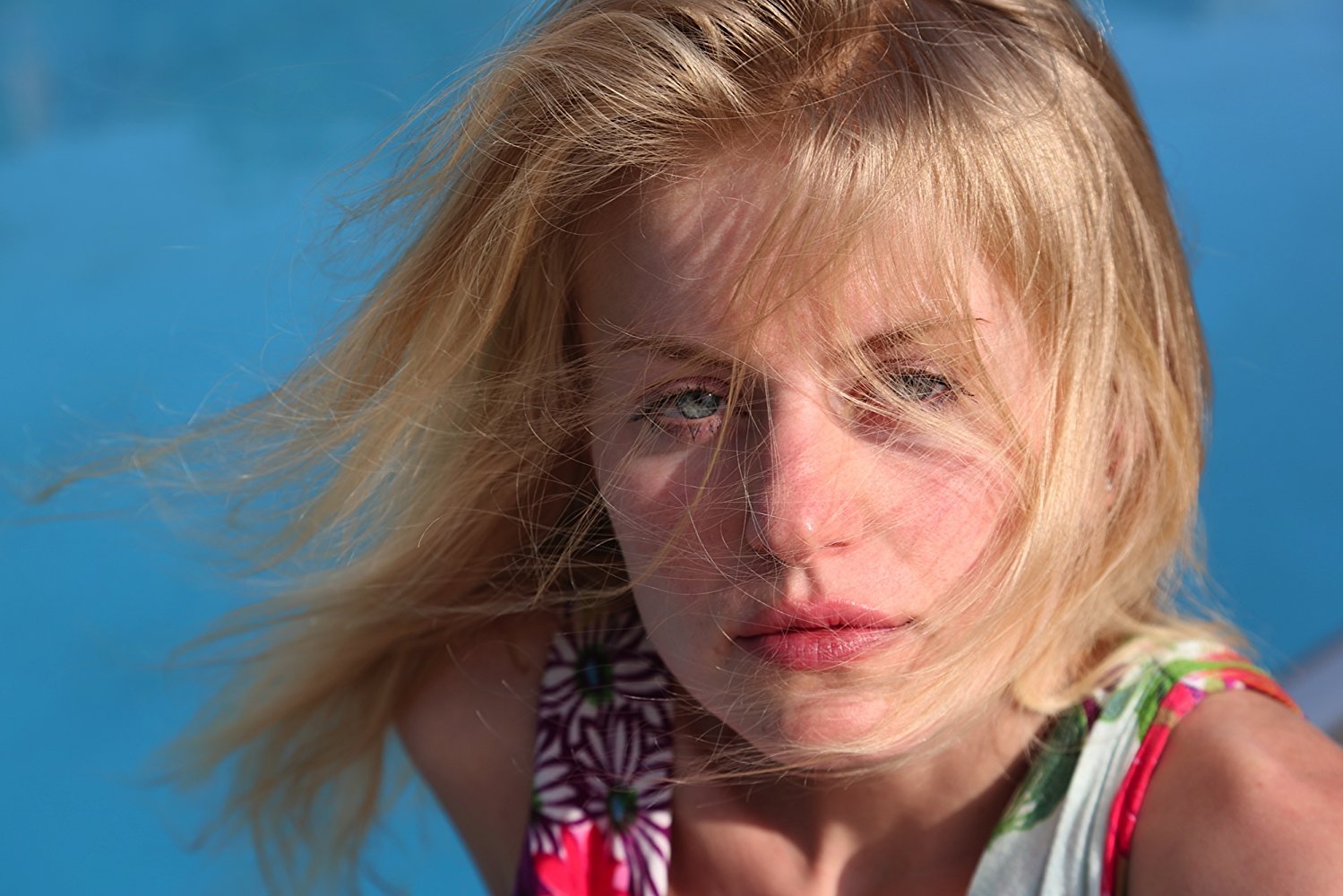 萨拉·明妮奇的写真