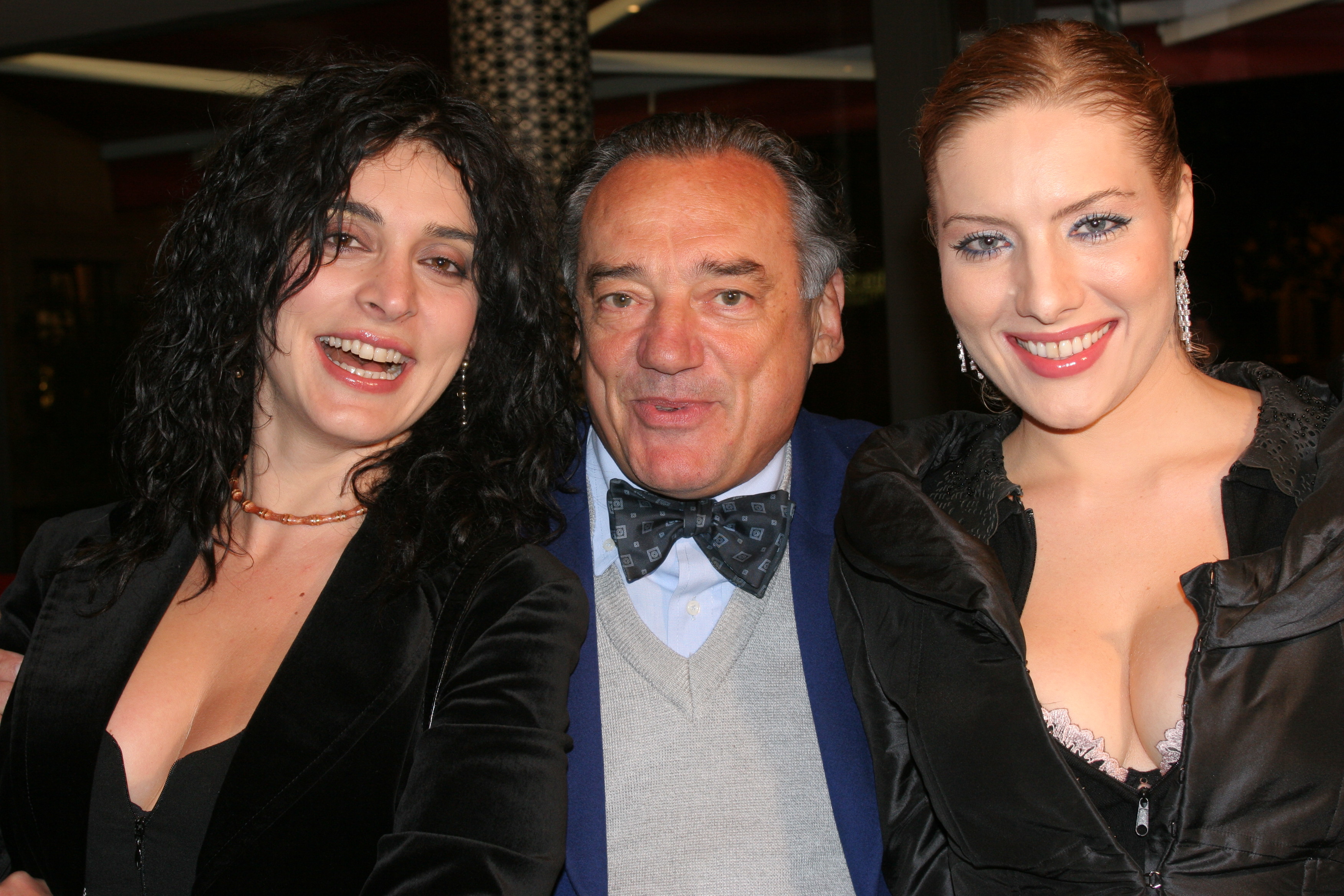 丁度·巴拉斯的写真-貌似是早些时候的照片