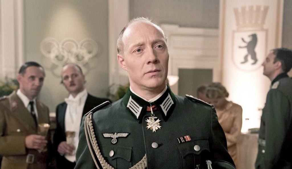 西蒙·舒瓦茨的写真