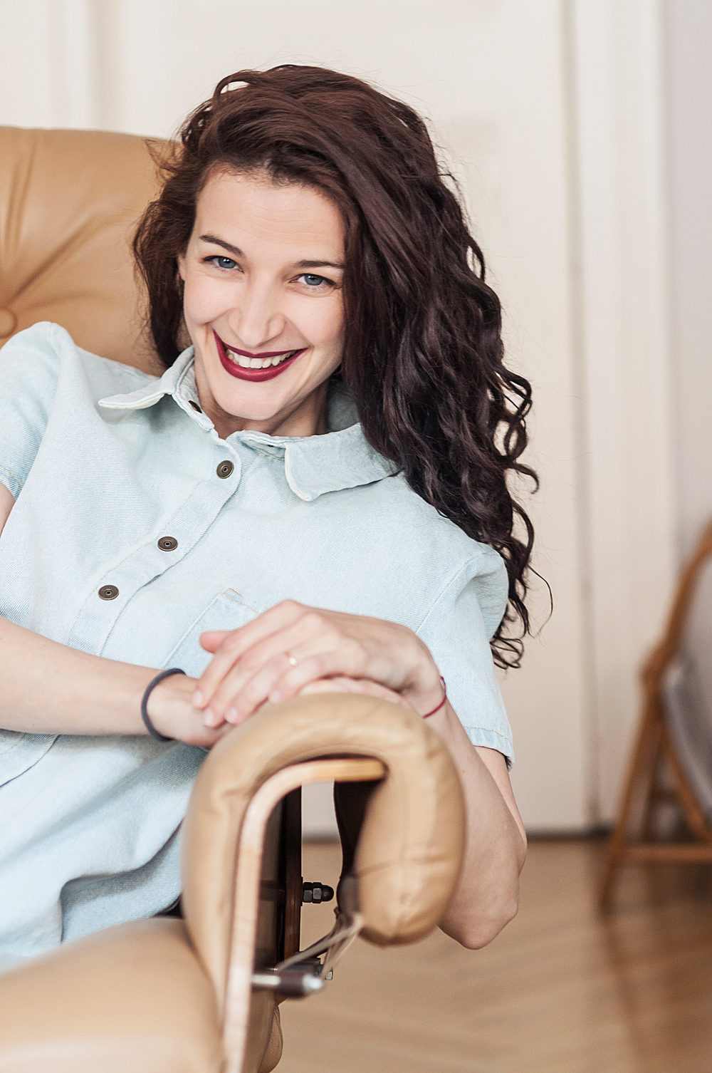 莉莉·格斯勒的写真