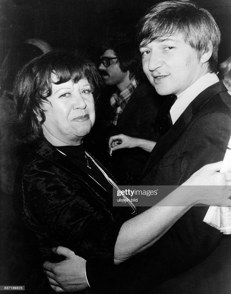 布里吉特·米拉的写真