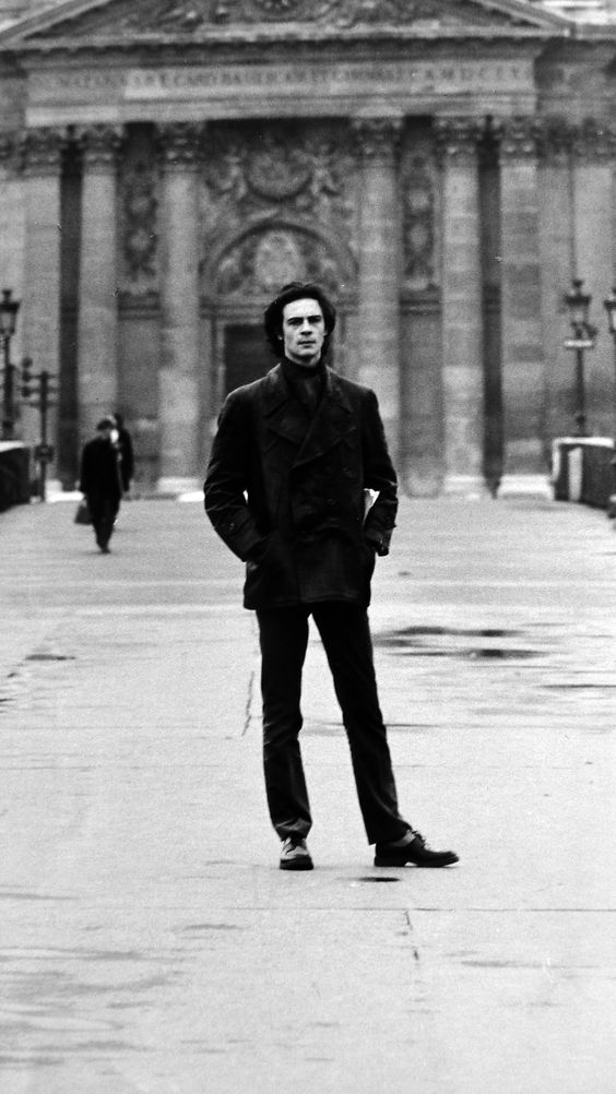 帕特里克·莫迪亚诺的写真