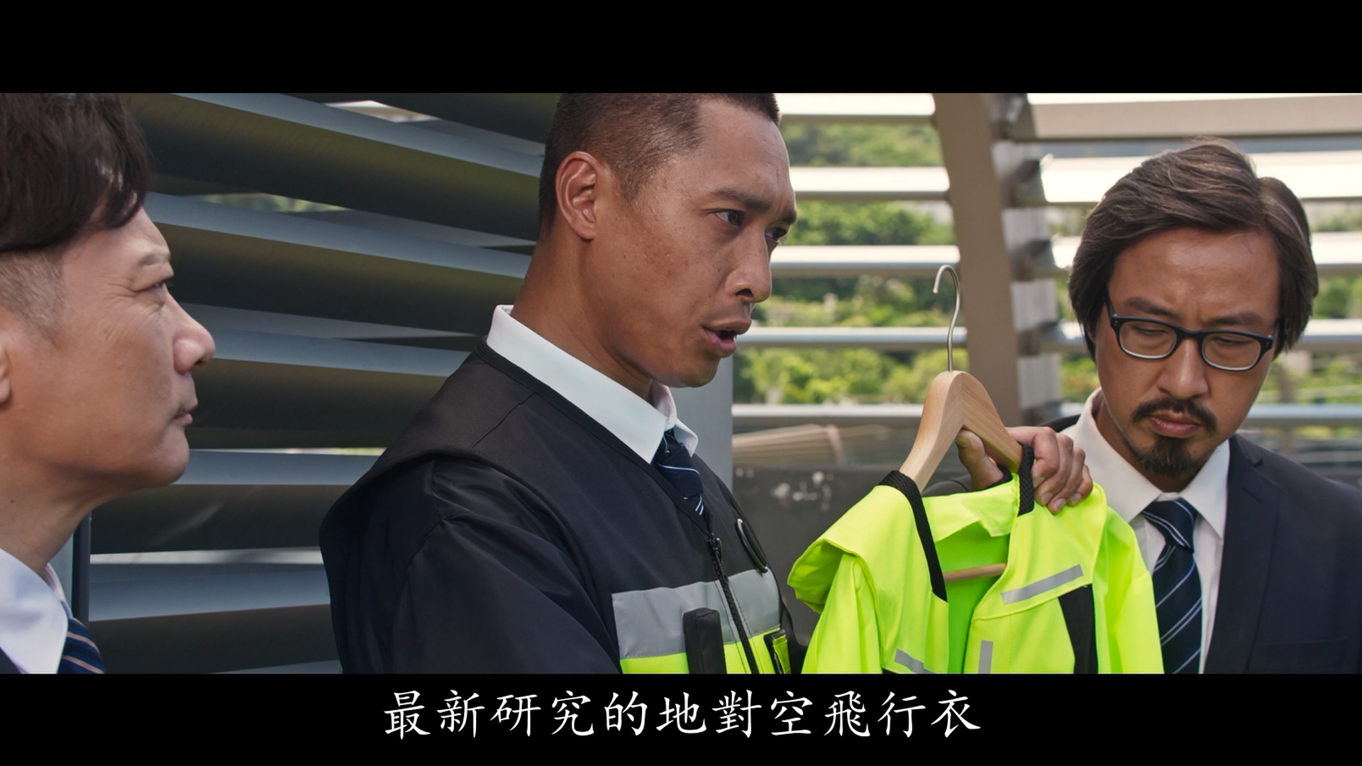 彭敬慈的写真-《總是有愛在隔離》