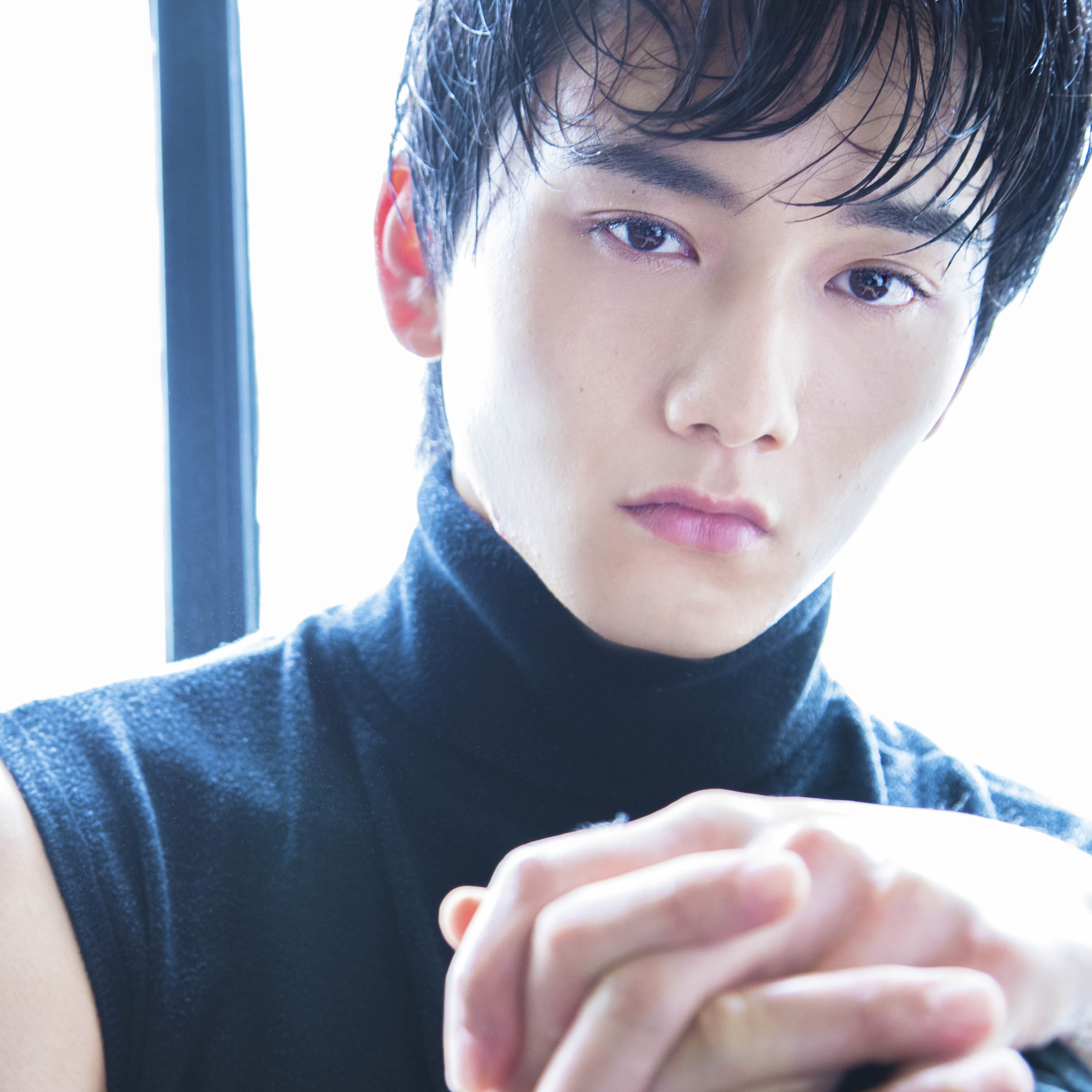 水石亚飞梦的写真