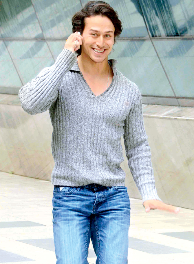 泰戈尔·什罗夫的写真-Tiger Shroff