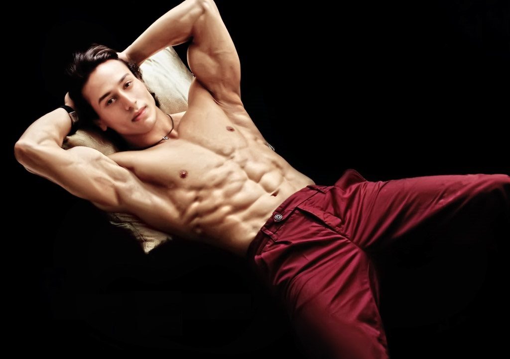 泰戈尔·什罗夫的写真-Tiger Shroff