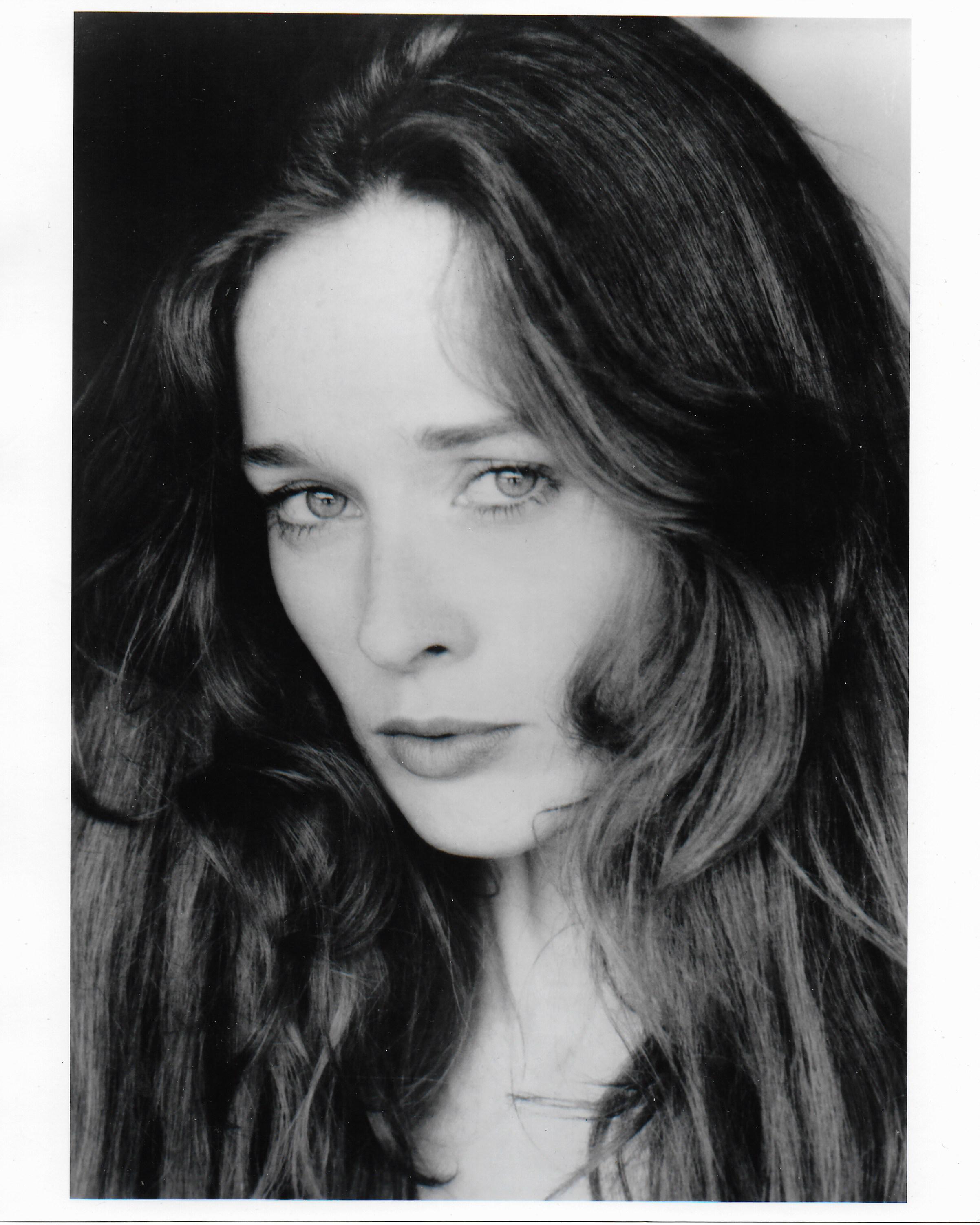 卡米尔·基顿的写真