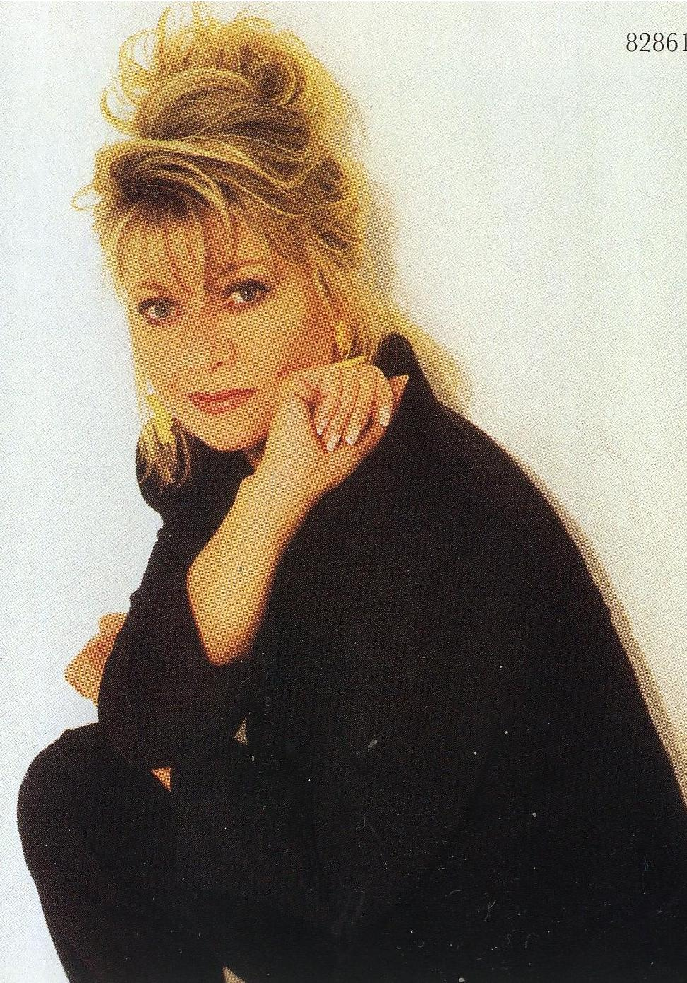 伊莲·佩姬的写真