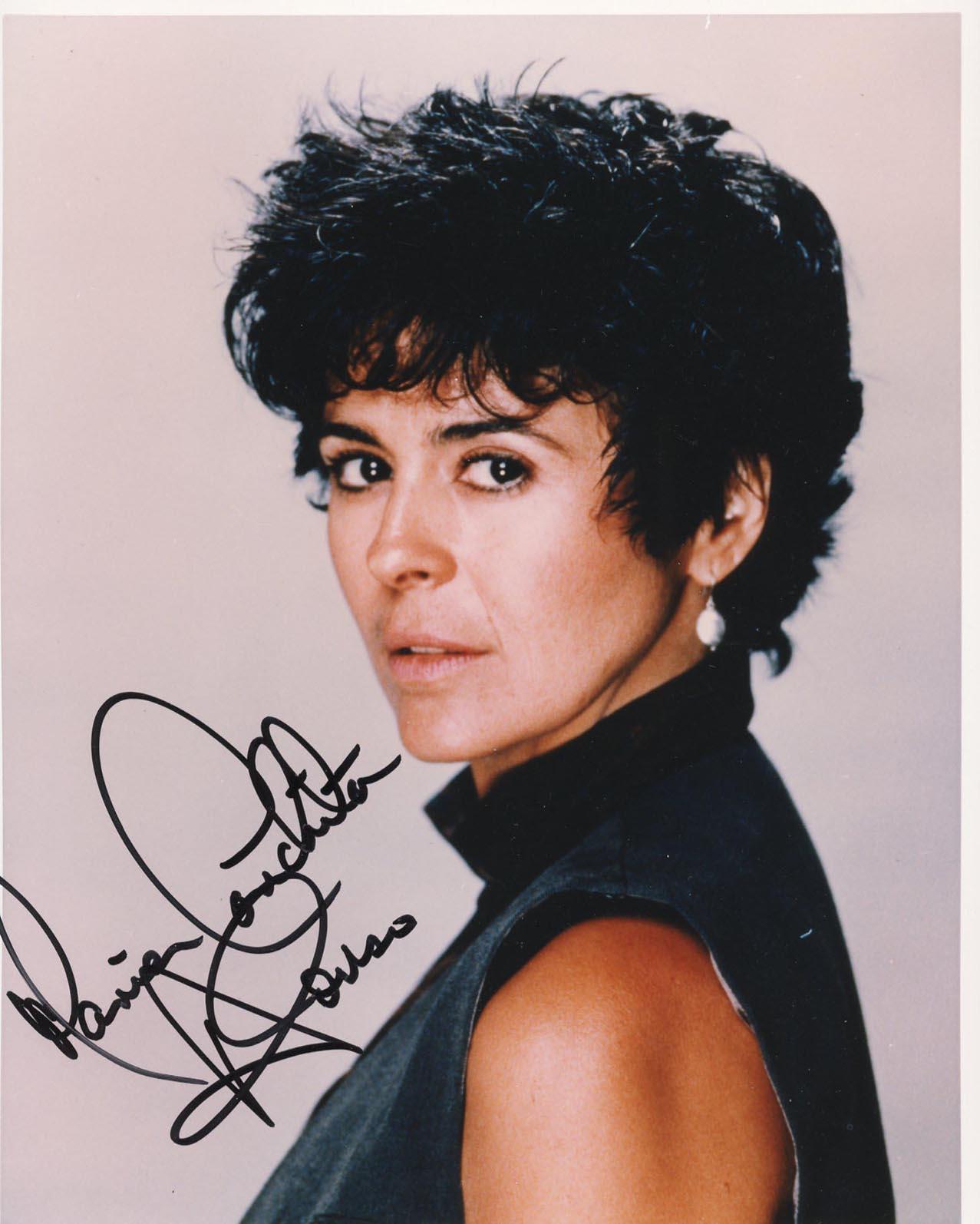 玛利亚·康柯塔·阿隆索的写真