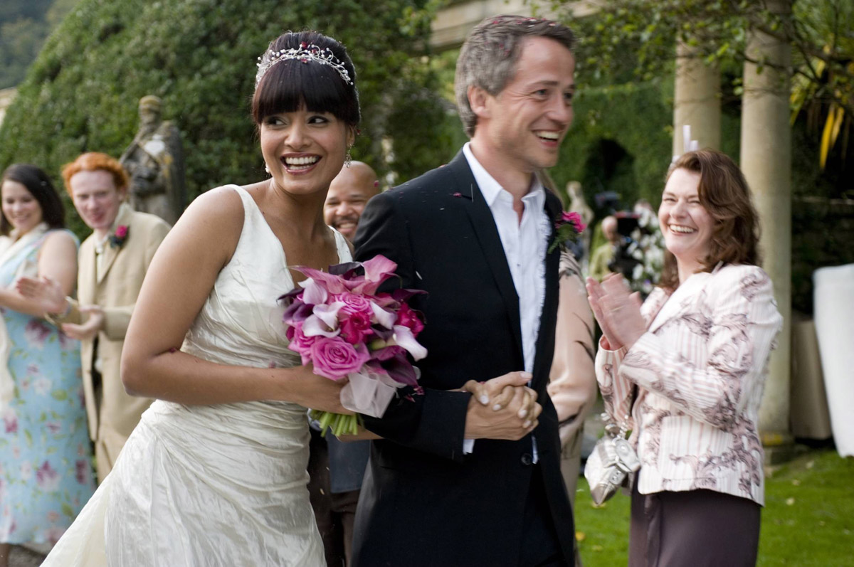 奥列佛·米尔本的写真-Shelley Conn, Oliver ...