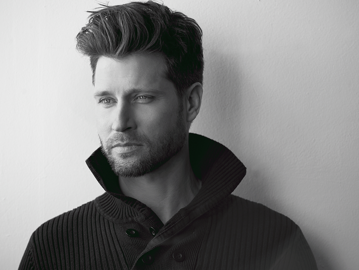 达蒙·伦延的写真