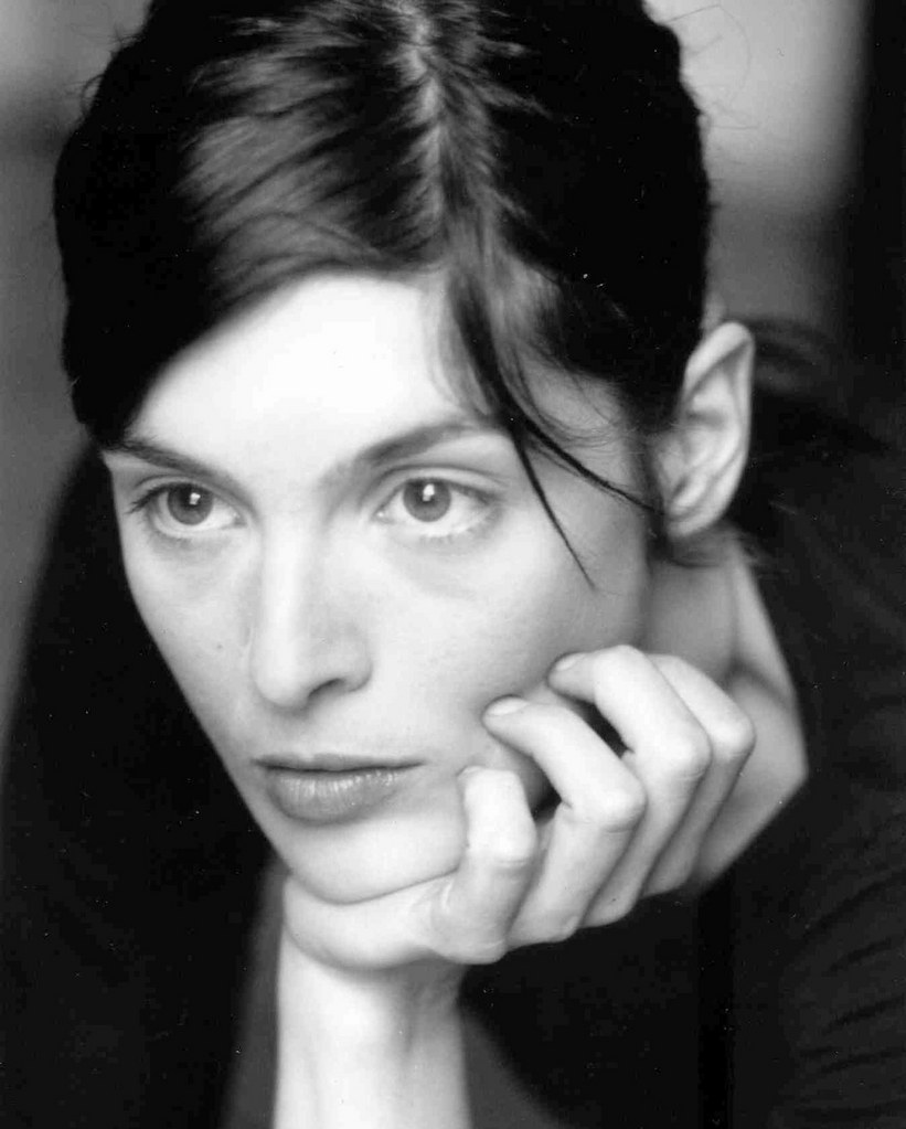 薇拉莉·邓泽里的写真