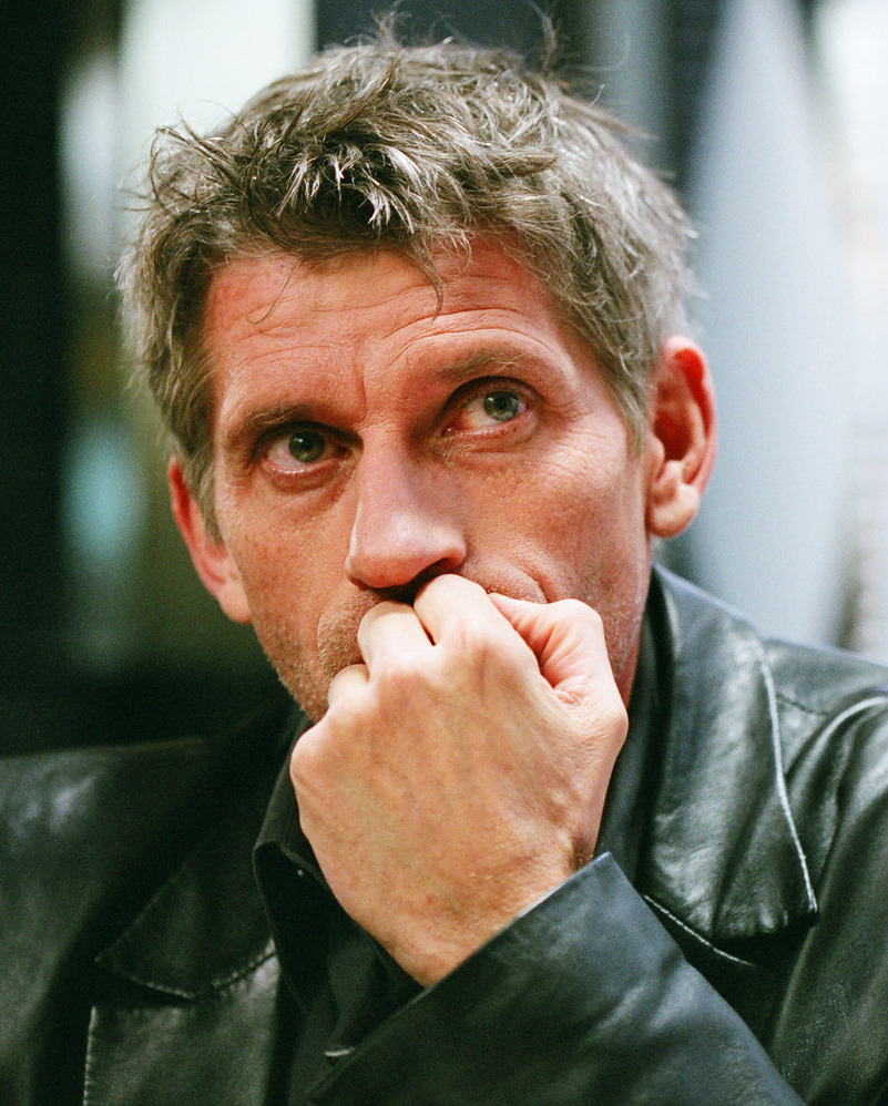 雅克·冈布兰的写真