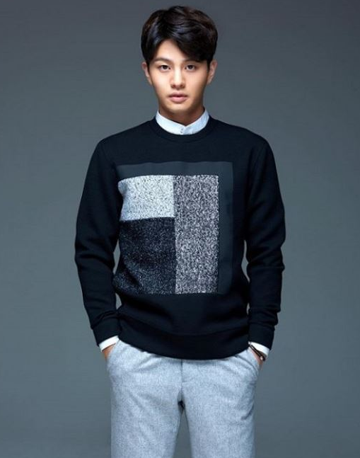 李丞旭的写真-http://mediainops.tist...