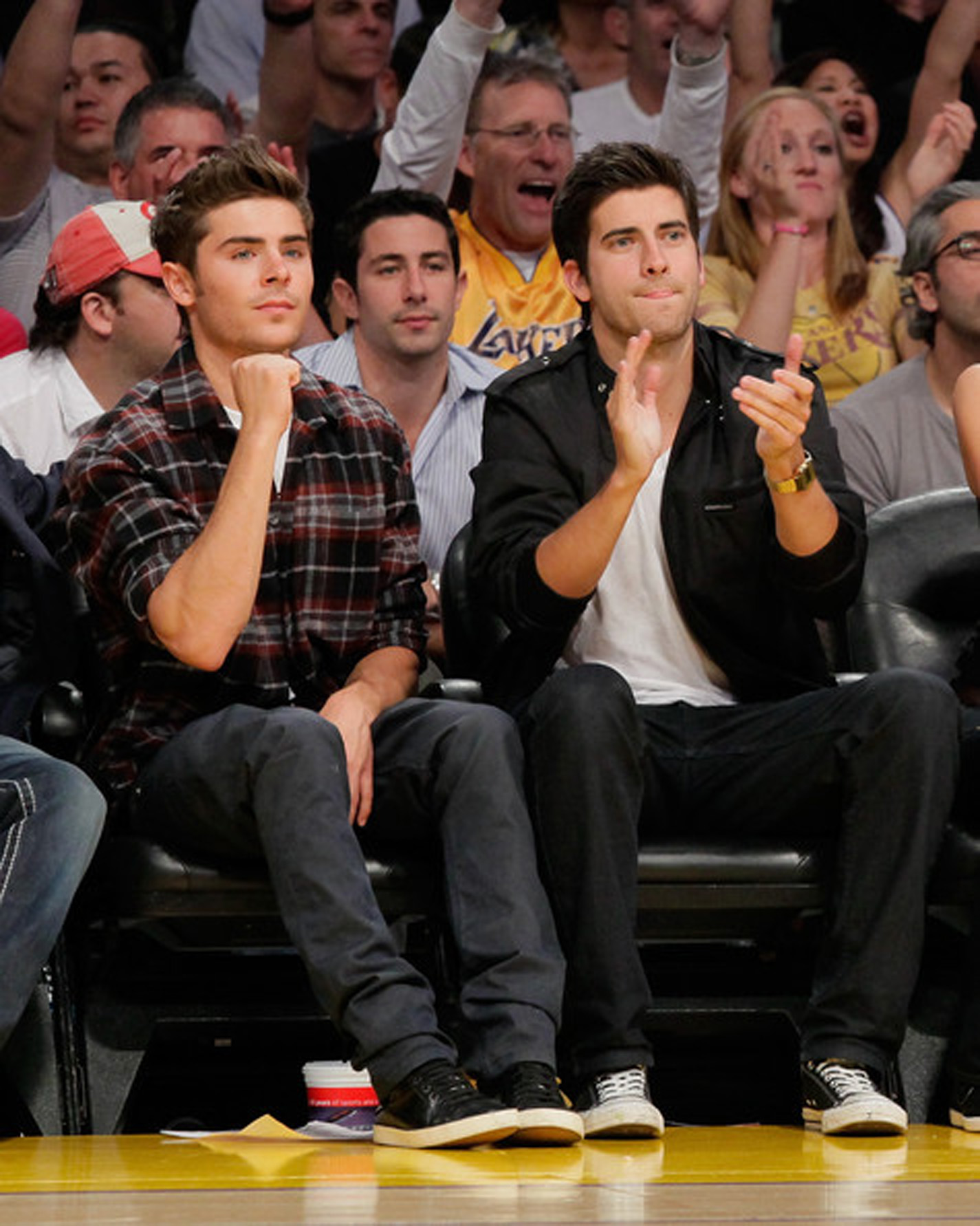 瑞恩·罗特曼的写真-laker比赛现场。后来...