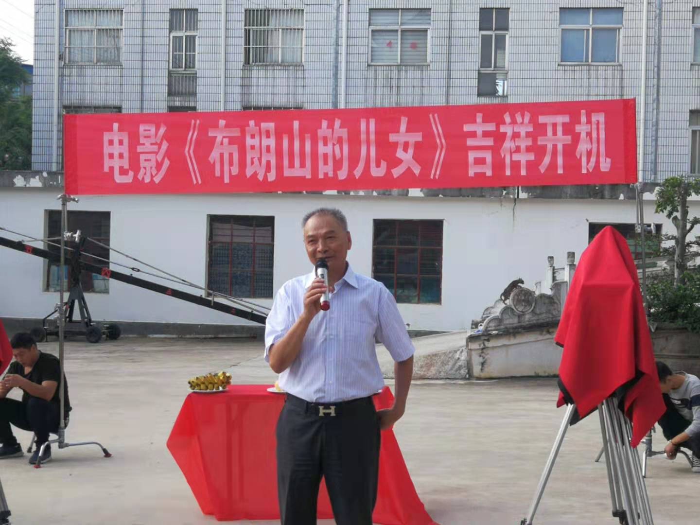 雷献和的写真-雷献和担任电影《布朗...