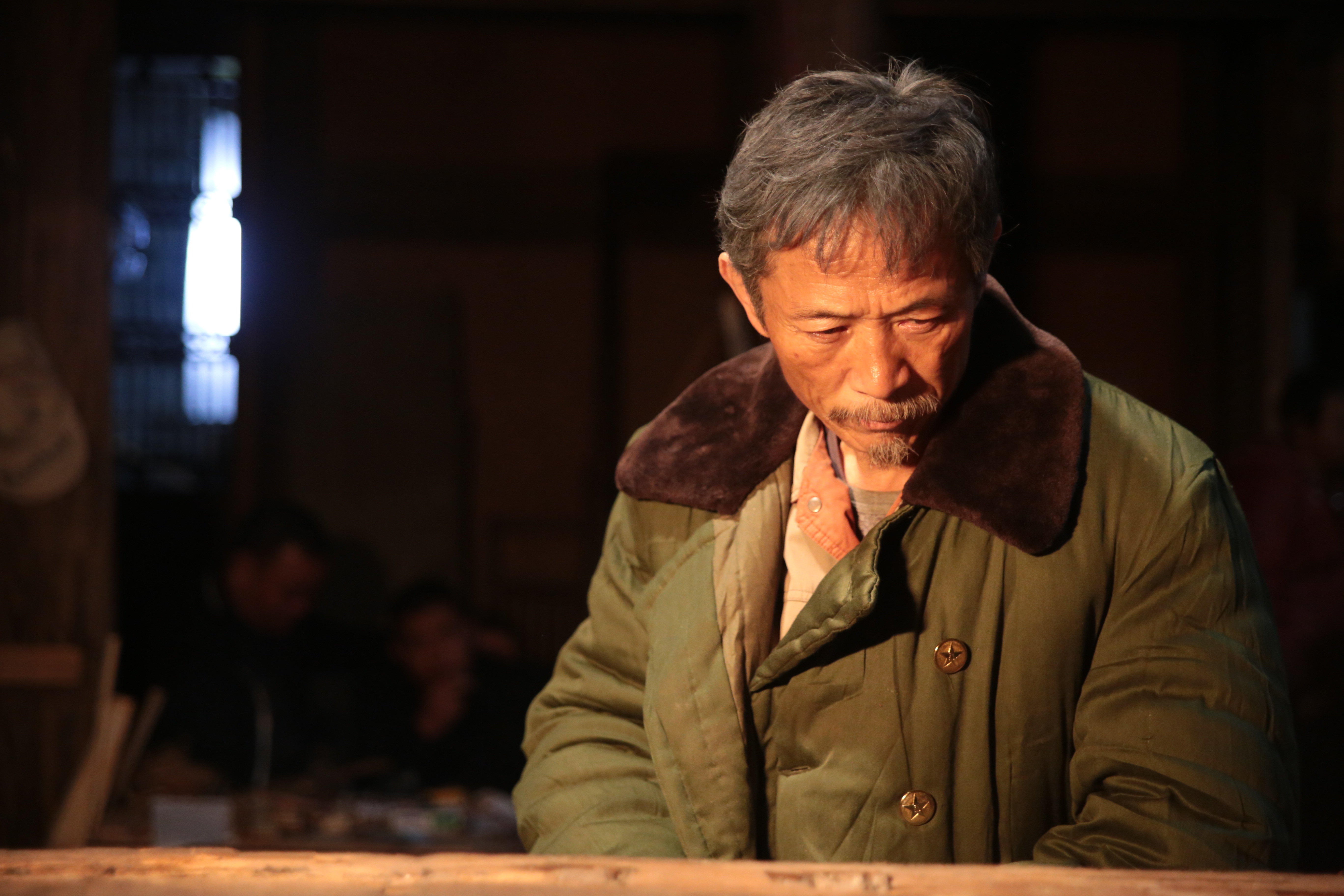 黄精一的写真-黄精一老师在电影《榫...