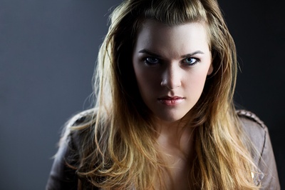 布列塔尼·安妮·伍德福特的写真