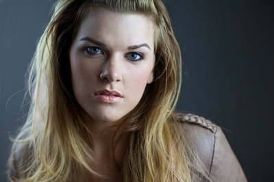 布列塔尼·安妮·伍德福特的写真