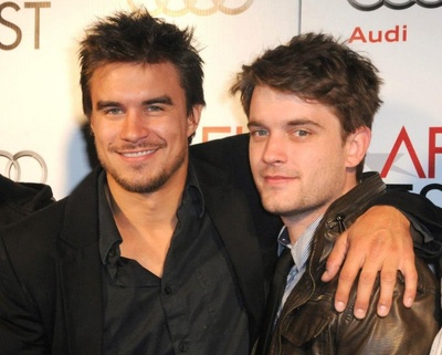 罗勃·梅耶斯的写真