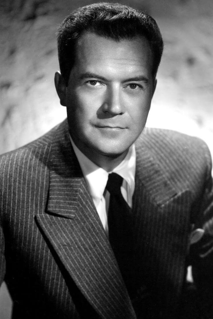 弗兰克·洛夫乔伊的写真