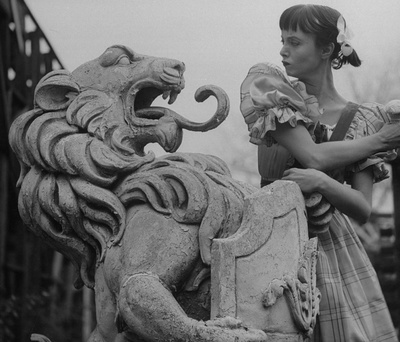 卡罗琳·琼斯的写真