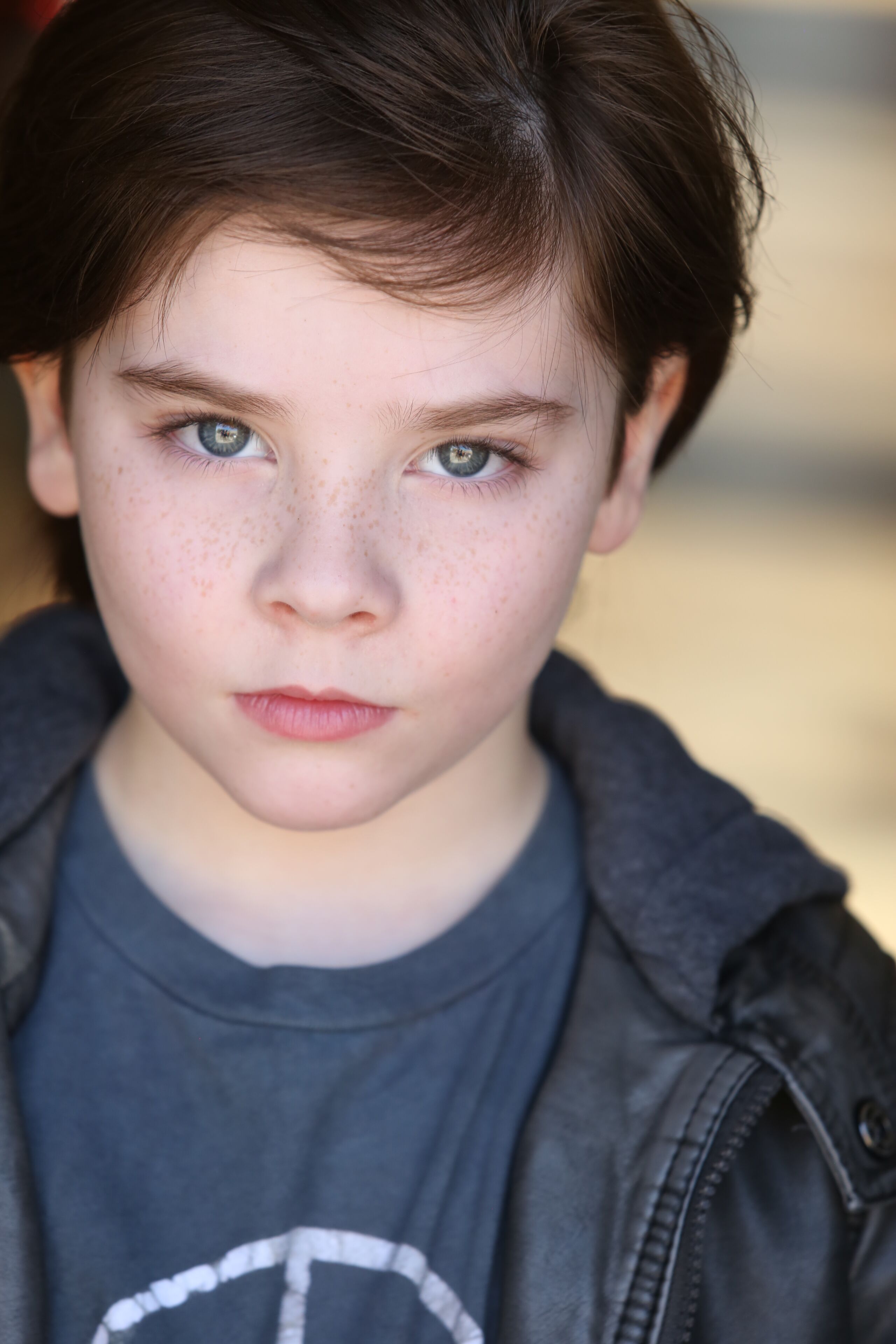 欧文·阿特拉斯的写真