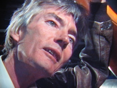 比利·德拉戈的写真-《血腥遗物》