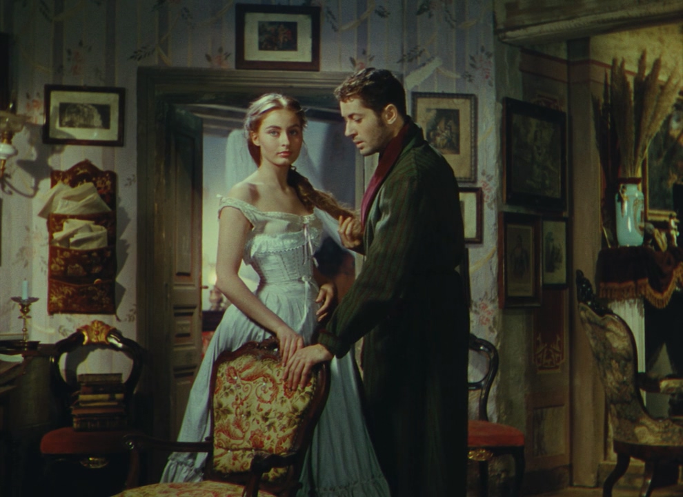 马切拉·马里亚尼的写真-美若天仙 红颜薄命