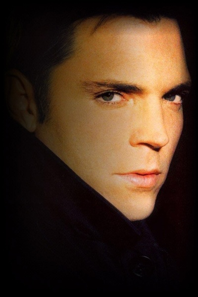 尼古拉斯·李的写真