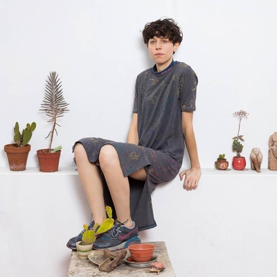 伊娜丝·艾芙隆的写真