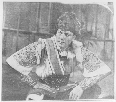 张翼的写真-张翼在《孔夫子》中饰...