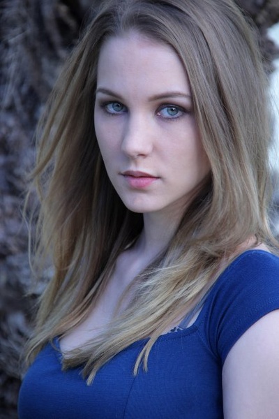 蒂娜·伊维夫的写真