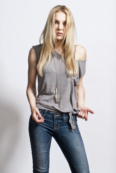 蒂娜·伊维夫的写真