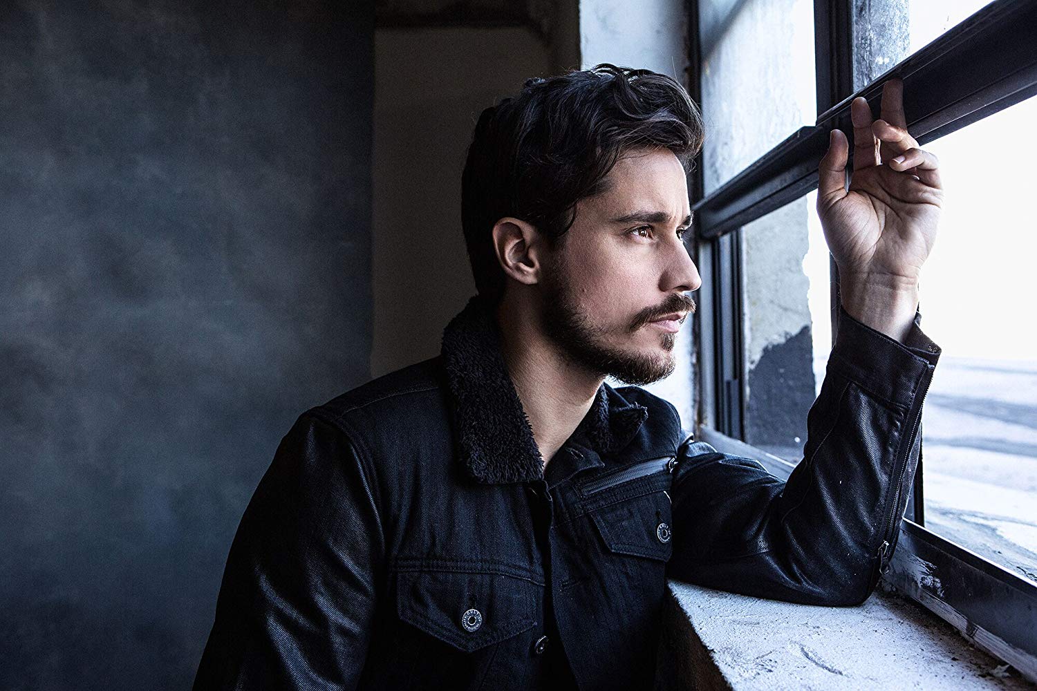 彼得·加迪尔特的写真