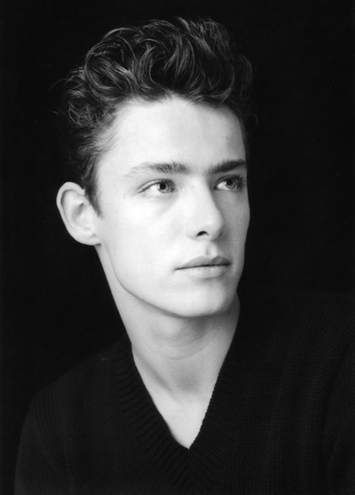 艾克萨维尔·拉菲特的写真