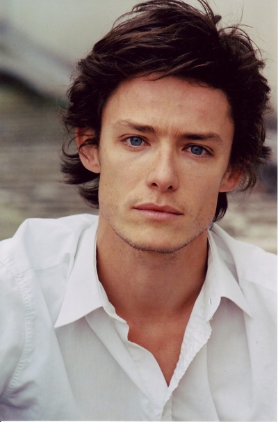 艾克萨维尔·拉菲特的写真