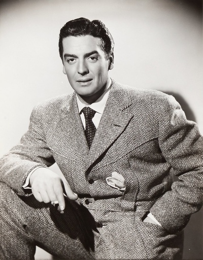 维克多·迈彻的写真