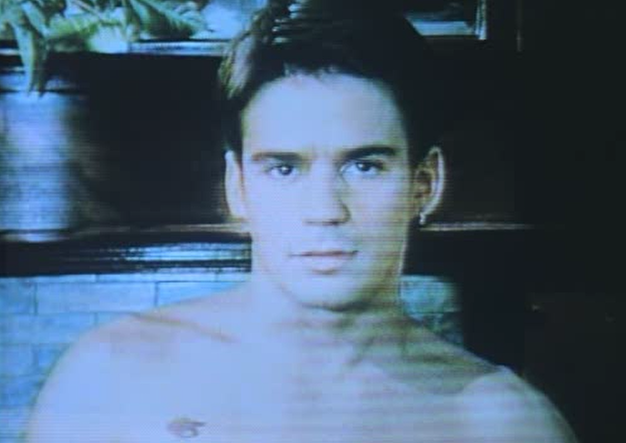 罗宾·奥贝尔的写真-《护航》剧照