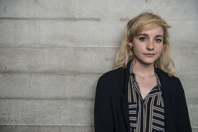 奥莉维娅·维纳勒的写真