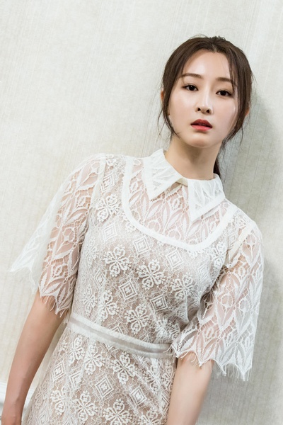 吕星辰的写真-吕星辰