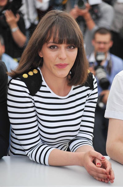 莫妮亚·肖克里的写真