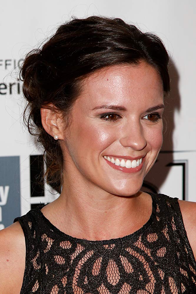 莉莎·J·本尼特的写真